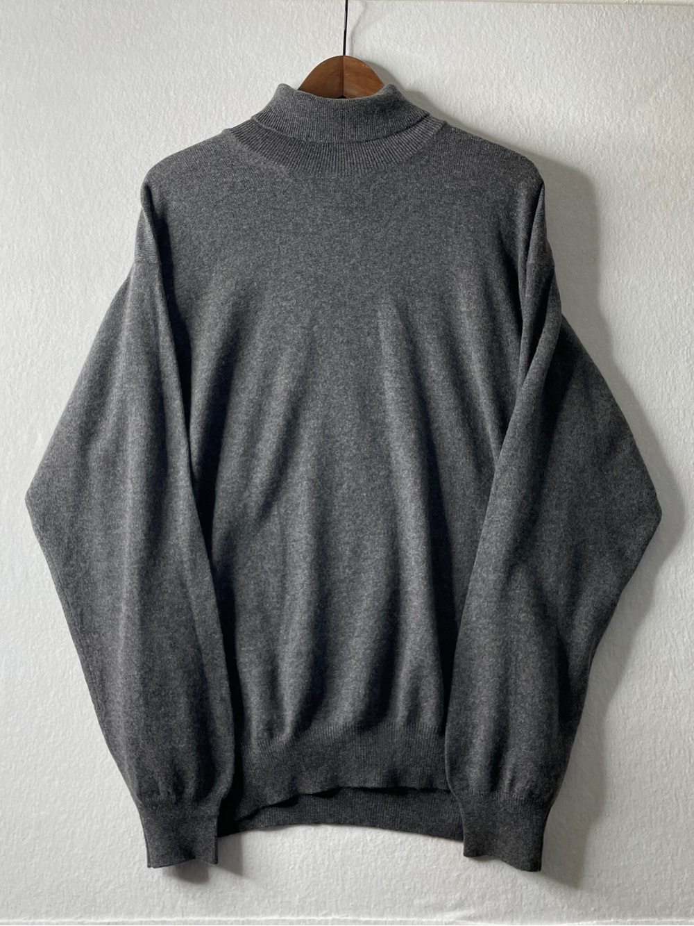 Gran Sasso Cashmere Sweater Mens XL Gray Mock Neck Italian Knitwear Quiet Luxury